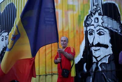 Image for Romania's far-right opposition dominates in latest opinion poll