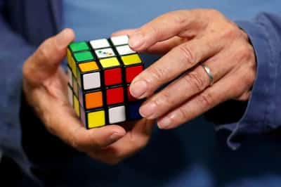 Image for Rubik's Cube owner loses trademark battle with Greek rival