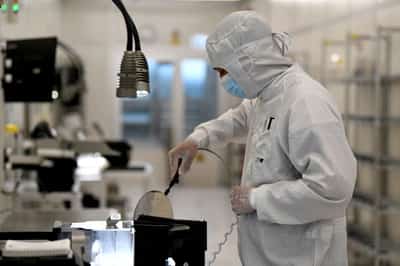 Image for Dutch chipmaker Nexperia urges Chinese units to help restore supply chain