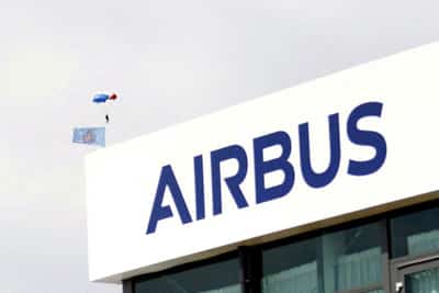 Image for Airbus cuts production rate target for its A220 jet