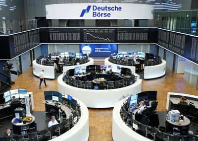 Image for Morning Bid: Fear and caution grip markets