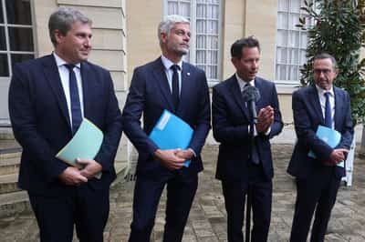 Image for French parliament ousts prime minister, deepening political crisis