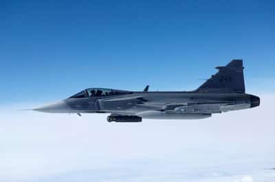 Image for Saab in talks with Canada, Bombardier to build Gripen fighter jets, Globe and Mail reports