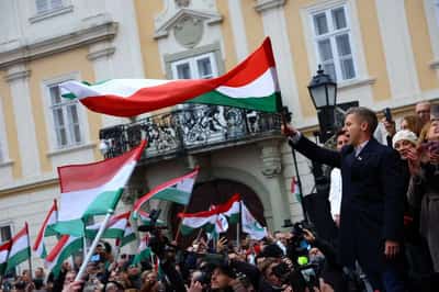 Image for Hungary's Tisza party leads pre-election poll, far-right party on course for parliament
