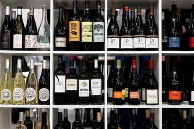 Image for France expects wine output to rebound from weather-hit 2024 low