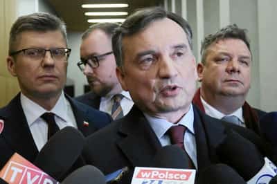 Image for Hungary grants asylum to nationalist Polish ex-justice minister