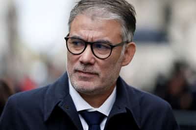 Image for France's Socialists threaten to oust government amid fraught budget talks