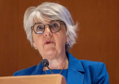 Image for Swiss interior minister open to social media ban for children