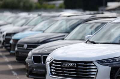Image for Price of buying new car in Russia hits a record high, analytical agency says