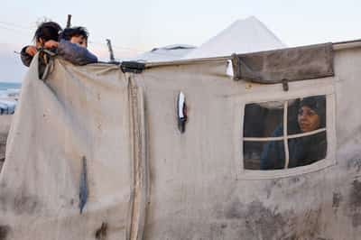 Image for Israel orders Gaza families to move in first forced evacuation since ceasefire