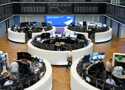 Image for European shares end lower as investors assess mixed earnings; focus on trade talks