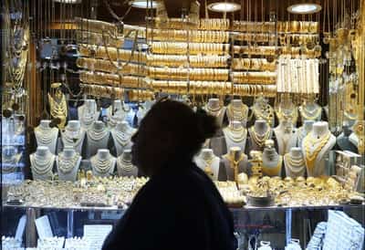 Image for Gold blasts past $5,100 to record high on safe-haven rush