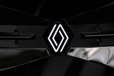 Image for France approaches Renault on drone production, Renault says