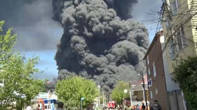 Image for Russian city faces toxic aftermath of refinery attack