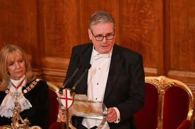 Image for UK's Starmer warns China poses security threats but urges deeper business ties