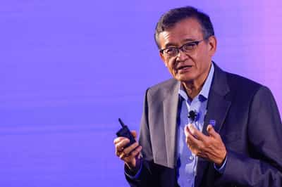 Image for Intel CEO Tan reconsidering fate of chipmaker's new manufacturing tech, CFO says