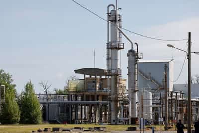 Image for French manufacturing downturn eases in February, PMI shows