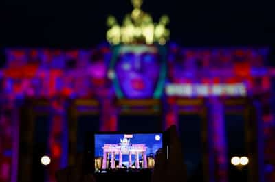 Image for EU agrees on new rules for online fraud protection