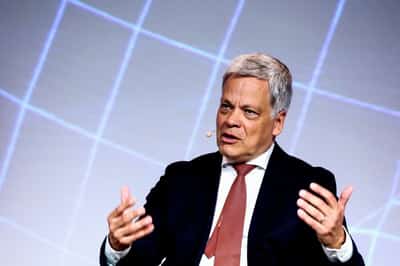 Image for Commerzbank investigating ex-CEO's meeting with UniCredit chief, source says