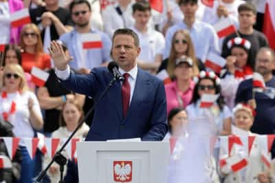 Image for Poland's high-stakes presidential vote pits pro-EU centrist against MAGA nationalist