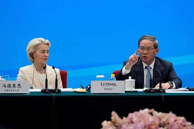 Image for China premier, EU chief stress cooperation as Trump tariffs bite