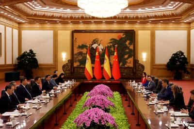 Image for Spanish Premier, China's Xi pledge closer ties amid "crumbling" international order
