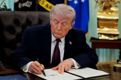 Image for Trump says U.S. strongly considering NATO exit, Telegraph newspaper says