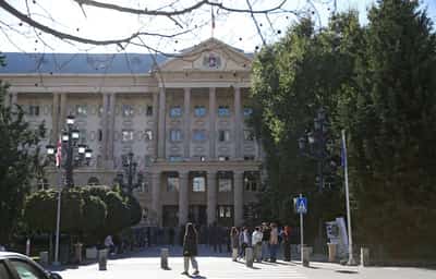 Image for Family pays $187,000 to free pregnant British teen held for drug trafficking in Georgia