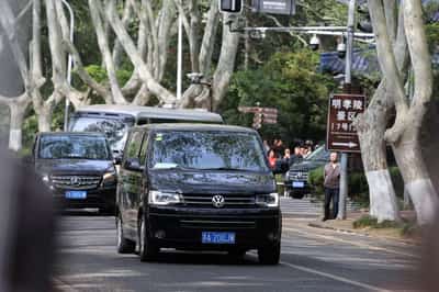 Image for Taiwan opposition leader pledges reconciliation at memorial for founding father in China
