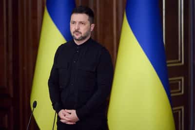 Image for Zelenskiy says Kyiv ready for peace talks, but will not cede territory