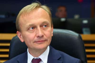 Image for Von der Leyen proposes EU budget boost to 2 trillion euros