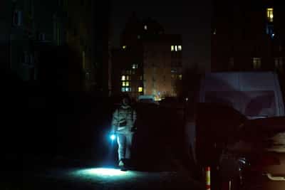 Image for Russian strike on Ukraine's Kyiv leaves 1,700 buildings still without heat, mayor says