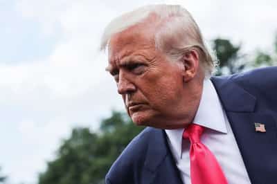 Image for Trump says Zelenskiy should not target Moscow