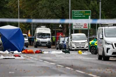 Image for UK urges pro-Palestinian group to cancel protest after synagogue attack