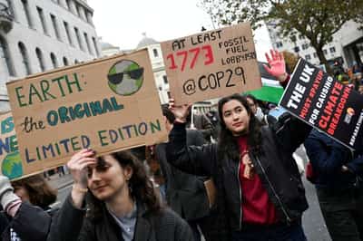 Image for Europe champions fighting climate change but misses emissions deadline