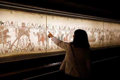 Image for France's Bayeux Tapestry to return to Britain after 900 years