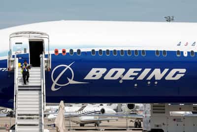 Image for Japan's ANA taps Boeing, Airbus, Embraer in 77-jet order