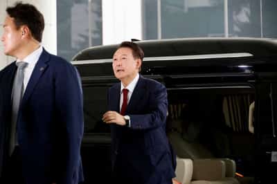 Image for South Korea's former president Yoon defies summons in martial law probe