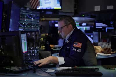 Image for Global equity funds draw fourth weekly inflow on hopes of Fed rate cut