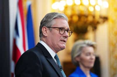 Image for UK's Starmer and EU's von der Leyen discuss Ukraine peace plan, frozen Russian assets