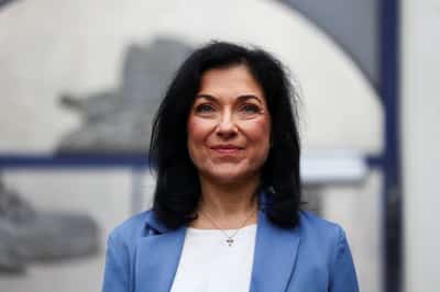 Image for German economy minister says Q2 slump shows 'urgent need for action'