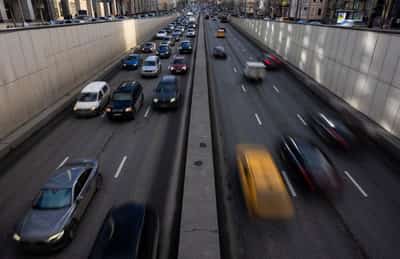 Image for Russia expecting scrappage fee shortfall as car market struggles