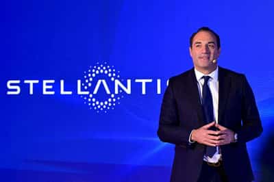 Image for Stellantis CEO says hybrids are a top priority for the US market
