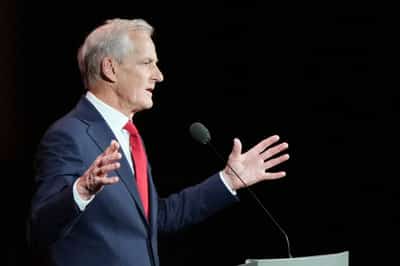 Image for Norway's prime minister overcomes turmoil to win re-election