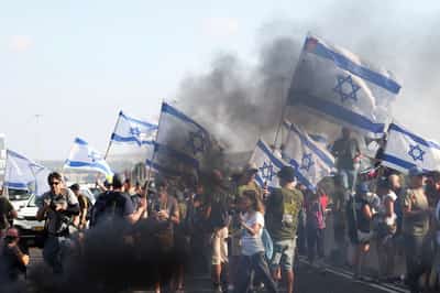 Image for Israelis stage nationwide protests to demand end to Gaza war and release of hostages