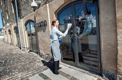 Image for Star chef Redzepi steps away from Noma, acknowledging past harm to staff