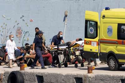 Image for Greece suspends asylum applications for migrants from North Africa