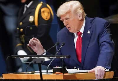 Image for Trump blasts UN for not helping U.S.-led peace efforts, but backs it 100%