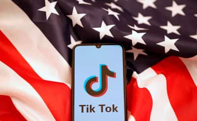 Image for Trump and Xi make progress on TikTok deal, plan to meet in South Korea