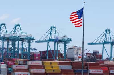 Image for US government turmoil stalls thousands of export approvals, sources say